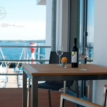 Apartmenthaus Hafenspitze Ap 24, Pier 24, Blickrichtung Offene Seebinnenhafen Nord Apartamento