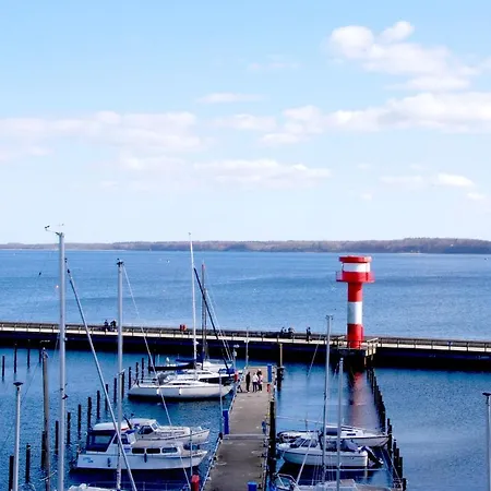 Apartmenthaus Hafenspitze Ap 24, Pier 24, Blickrichtung Offene Seebinnenhafen Nord Eckernförde
