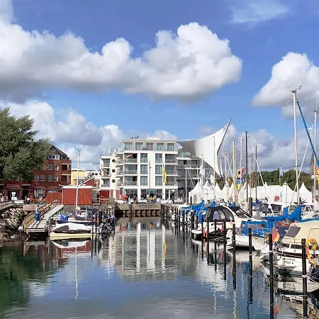 Apartmenthaus Hafenspitze Ap 24, Pier 24, Blickrichtung Offene Seebinnenhafen Nord Eckernförde